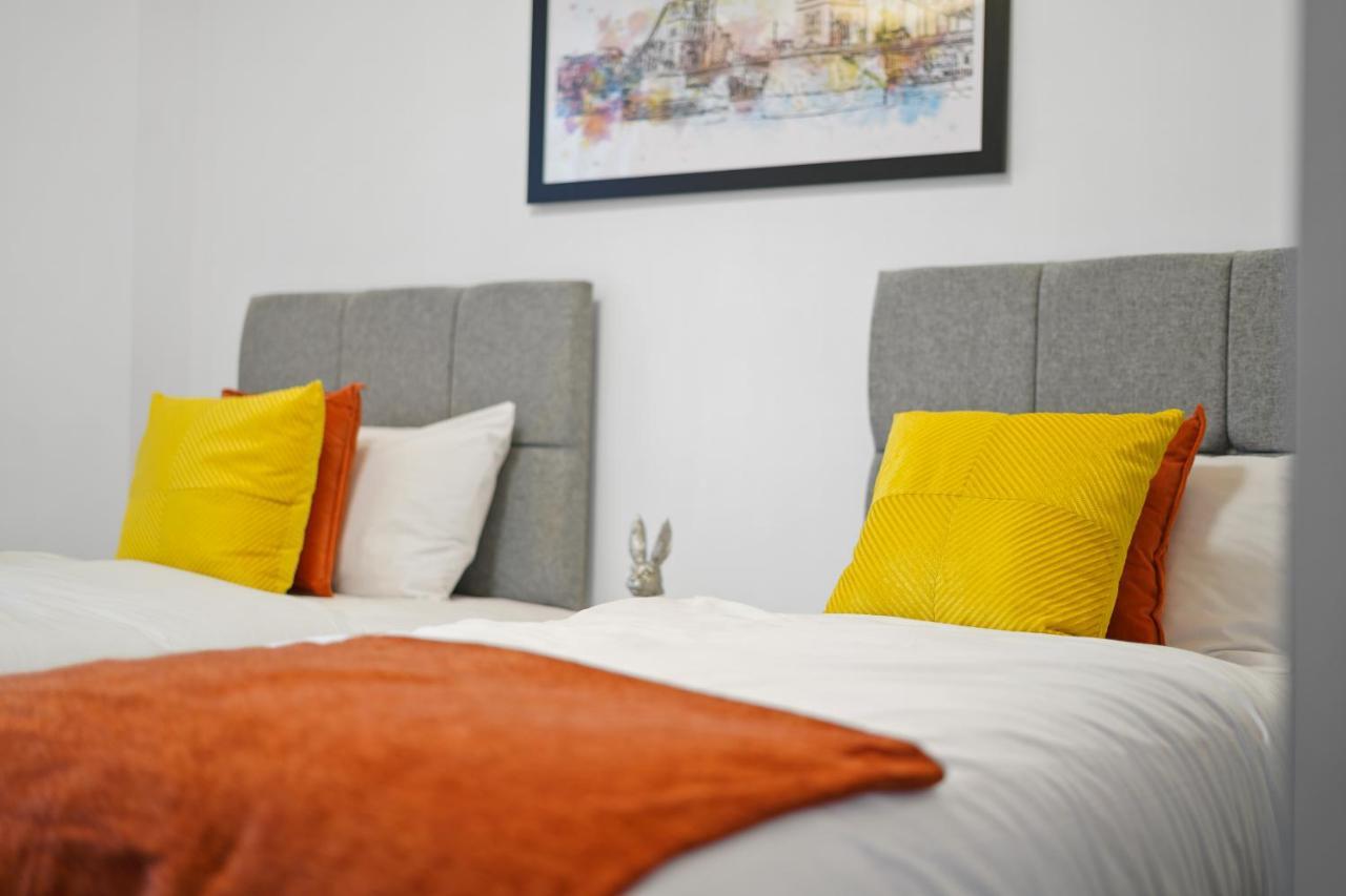 City Prime Apartments Londres Extérieur photo A bedroom at the hotel