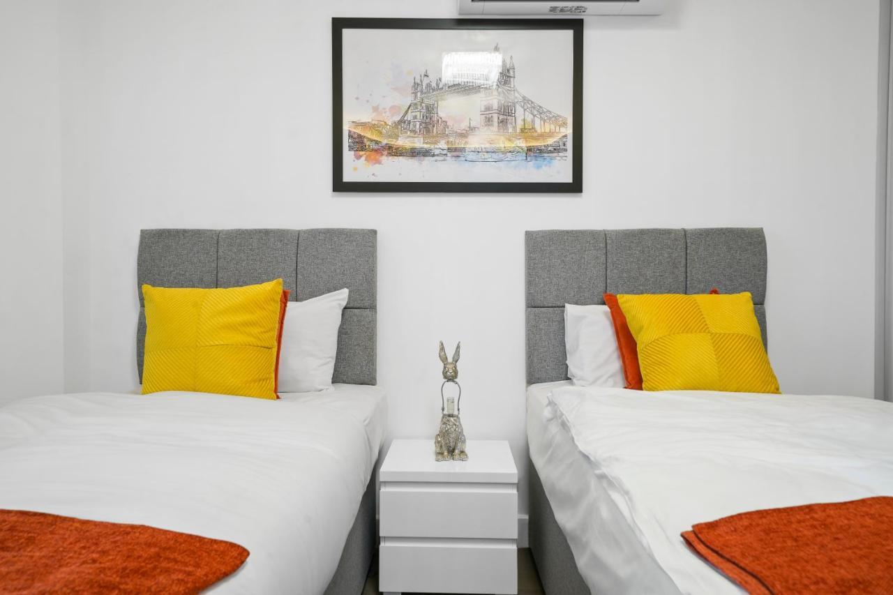 City Prime Apartments Londres Extérieur photo A bedroom at the hotel